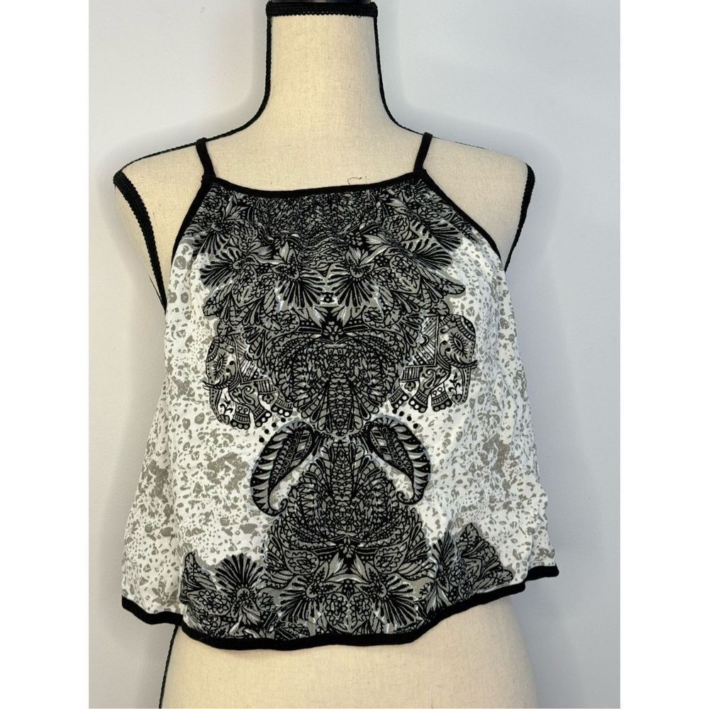 Free People break free swing button side crop blouse size medium